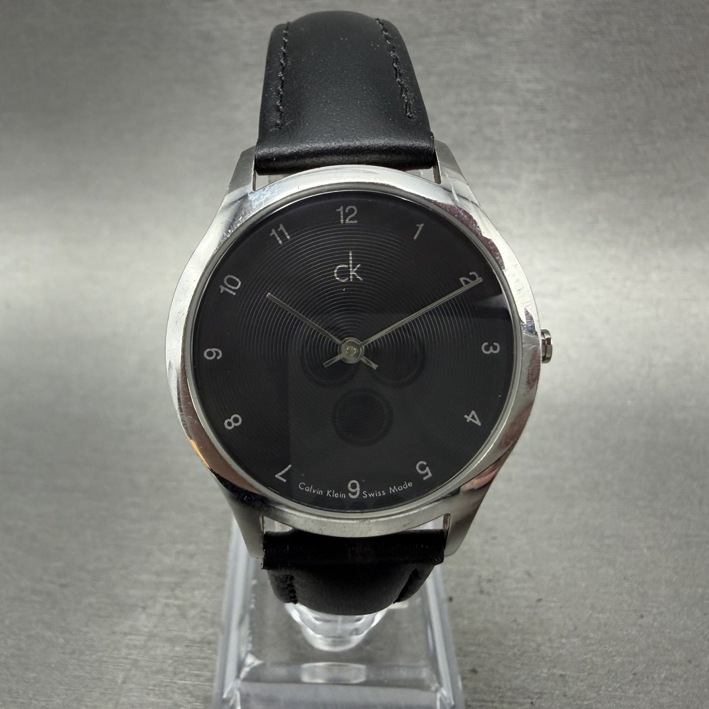 Calvin Klein Watch Men 32mm Black Dial Silver Tone Round K26221 New Battery0