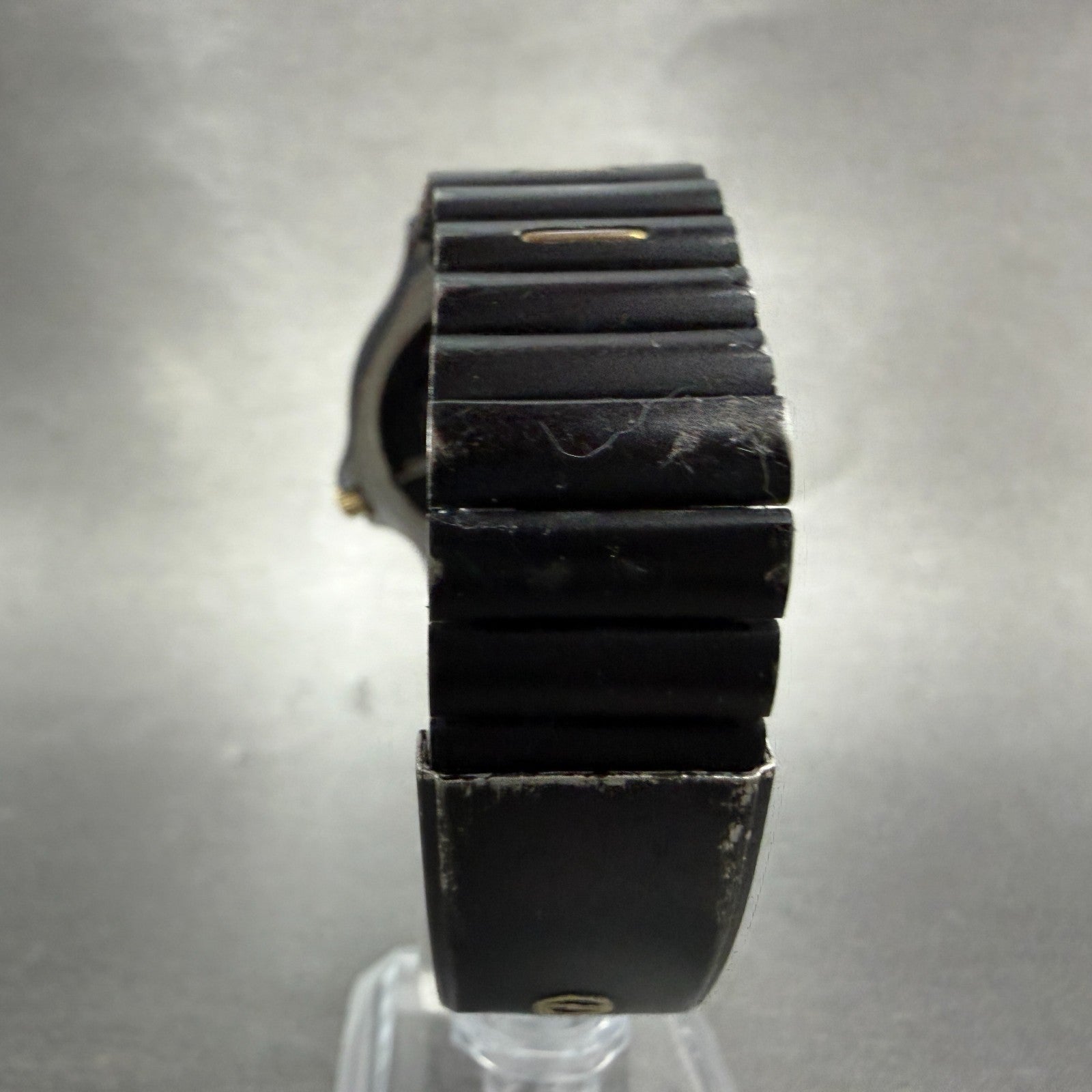 Seiko SQ Sports 150m Watch Men 37mm Black Dial Black & Gold Tone Daydate PARTS8
