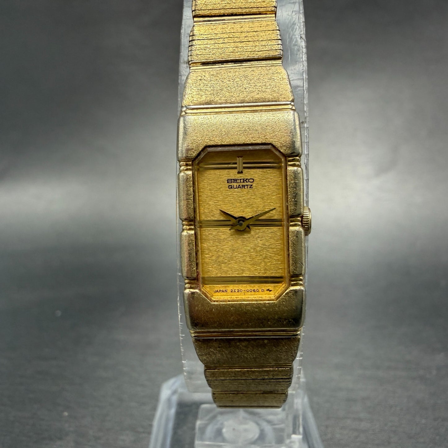 Seiko Tank Watch Women 13mm Champagne Dial Gold Tone 2E20-5039 New Battery VTG0
