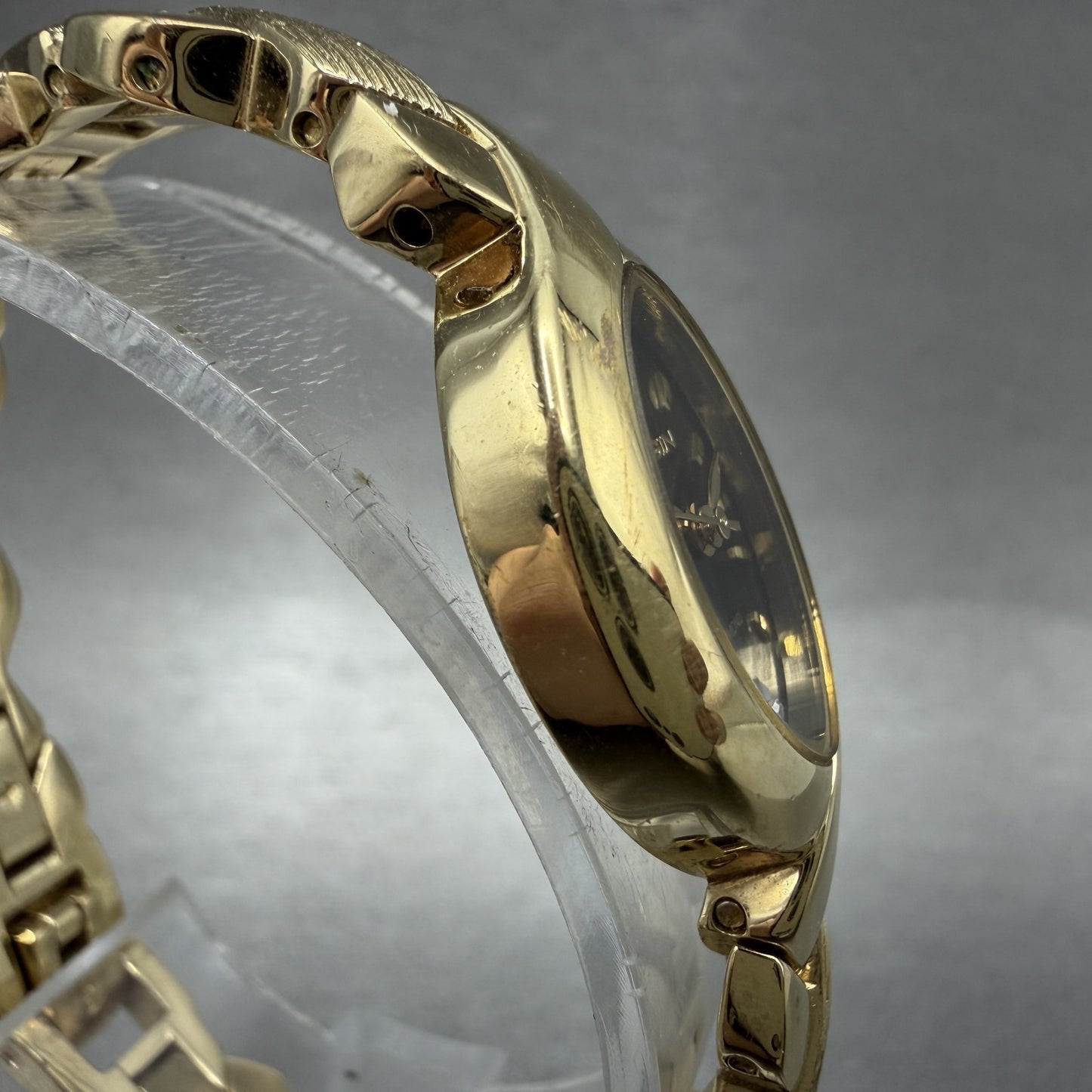 Elgin Watch Women 18mm Black Dial Gold Tone Oval Bangle New Battery VC11EG237N3