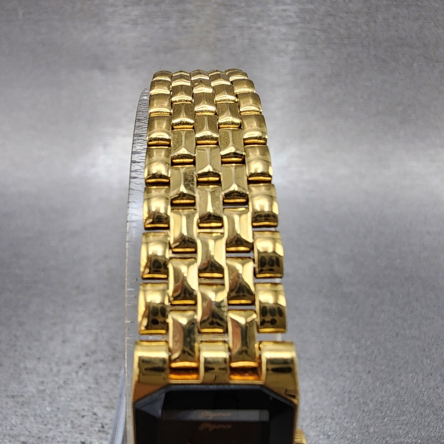 Citizen Elegance CQ Tank Watch Women 14mm Black Dial Gold Tone New Battery4