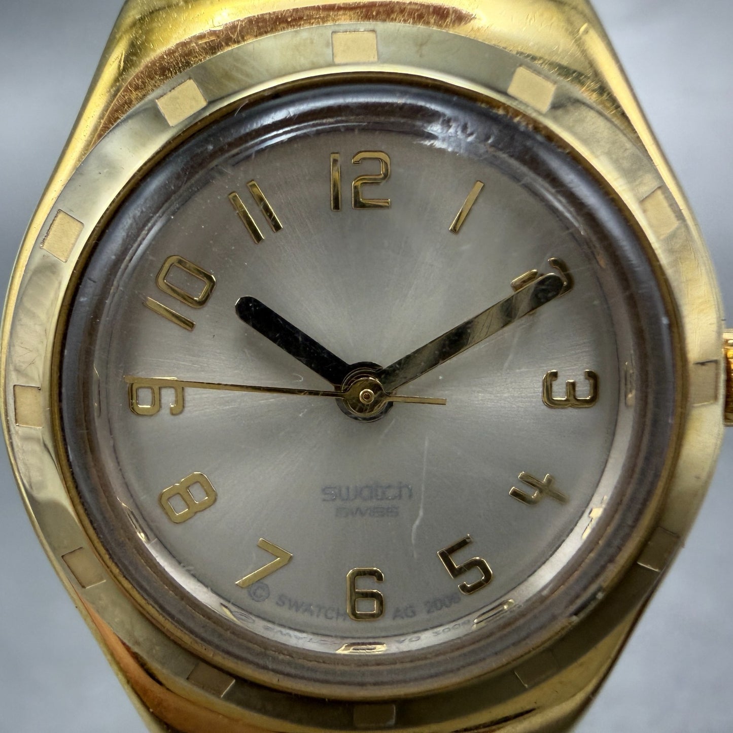 Swatch Irony Watch Women 25mm Silver Dial Gold Tone Round New Battery1