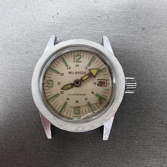 Wolbrook Dive Watch Women 32mm White Dial Silver Tone Date Manual Wind PARTS0