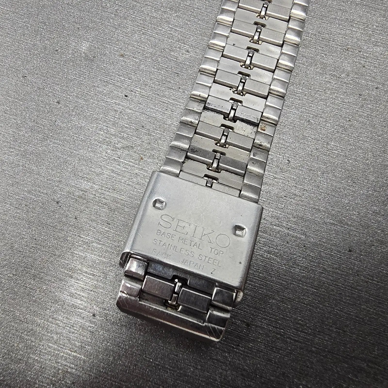 Seiko Bracelet 18mm Stainless Steel Gold Tone Vintage Japan Z1332L Broken Clasp12