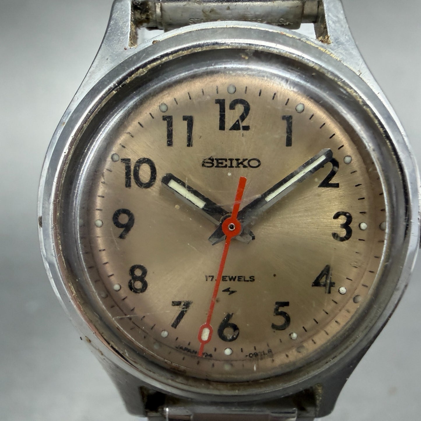 Seiko Watch Women 25mm Champagne Dial Silver Tone Manual Vintage 1104-0259 Runs1