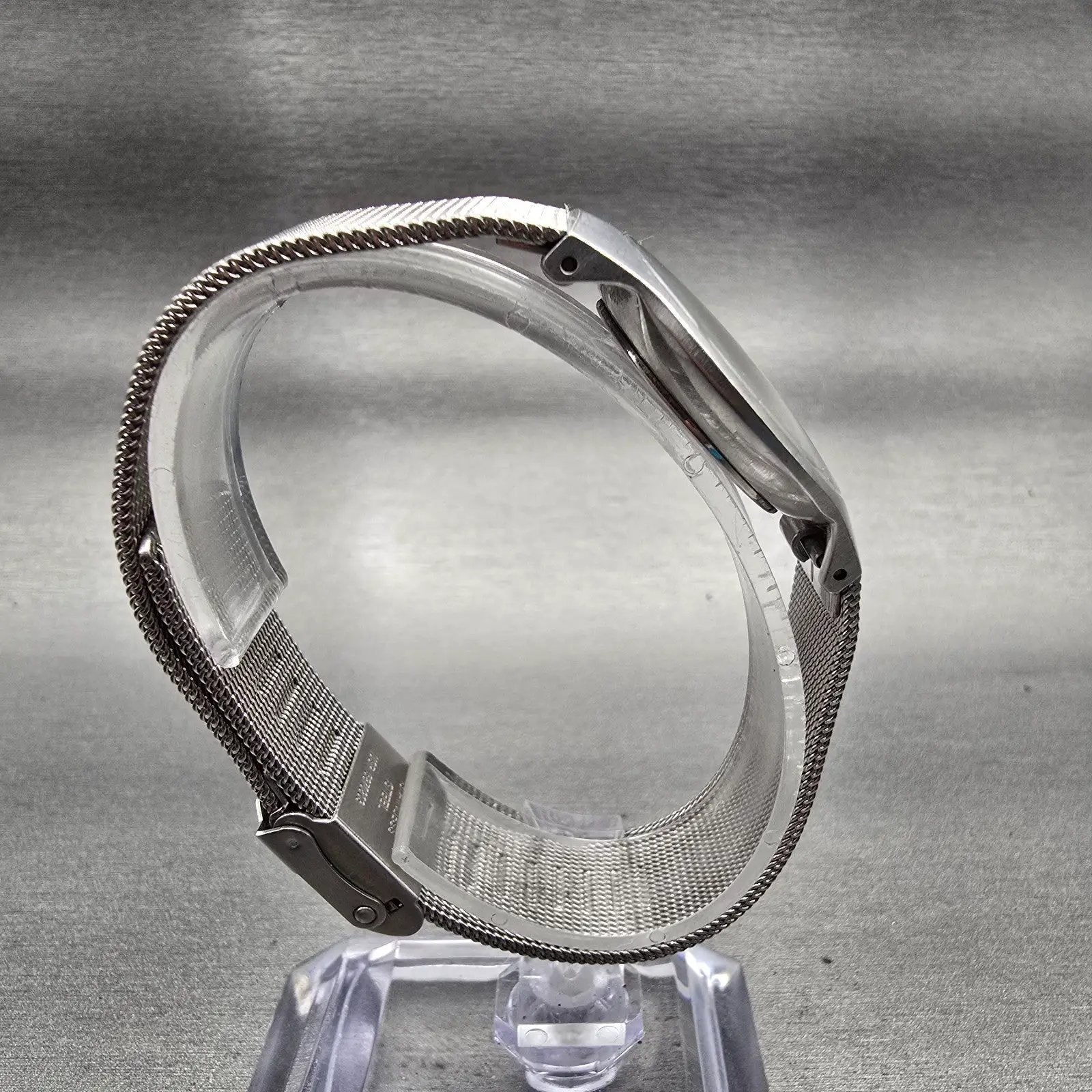 Skagen Watch Women 29mm Silver Dial Silver Tone Round Mesh Band 233SSS New Batt8