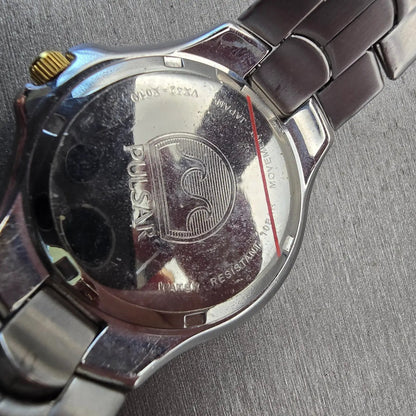 Seiko Pulsar Watch Men 39mm Silver Dial Two Tone Date Round VX42-X019 New Batt10