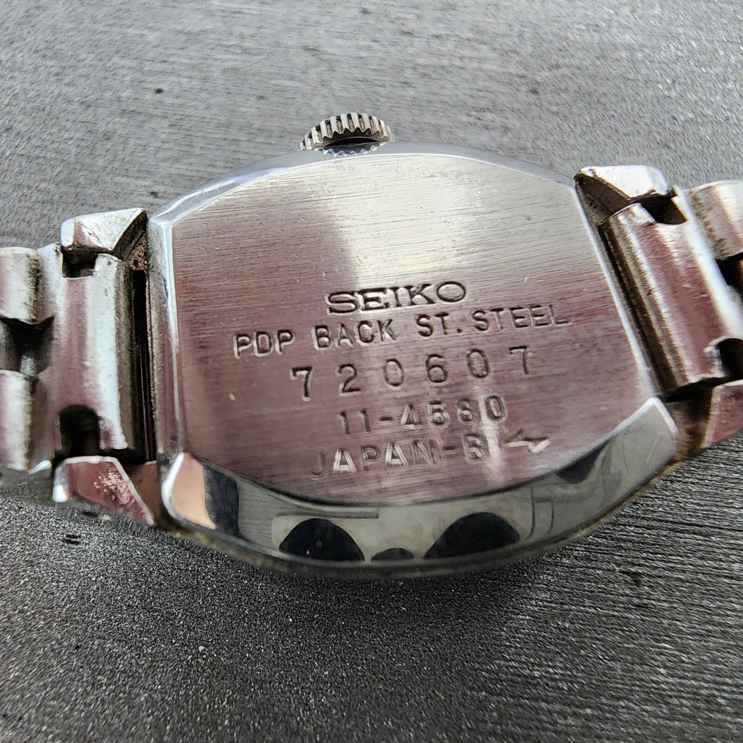 Seiko Watch Women 18mm White Dial Silver Tone Manual 114580 Runs9