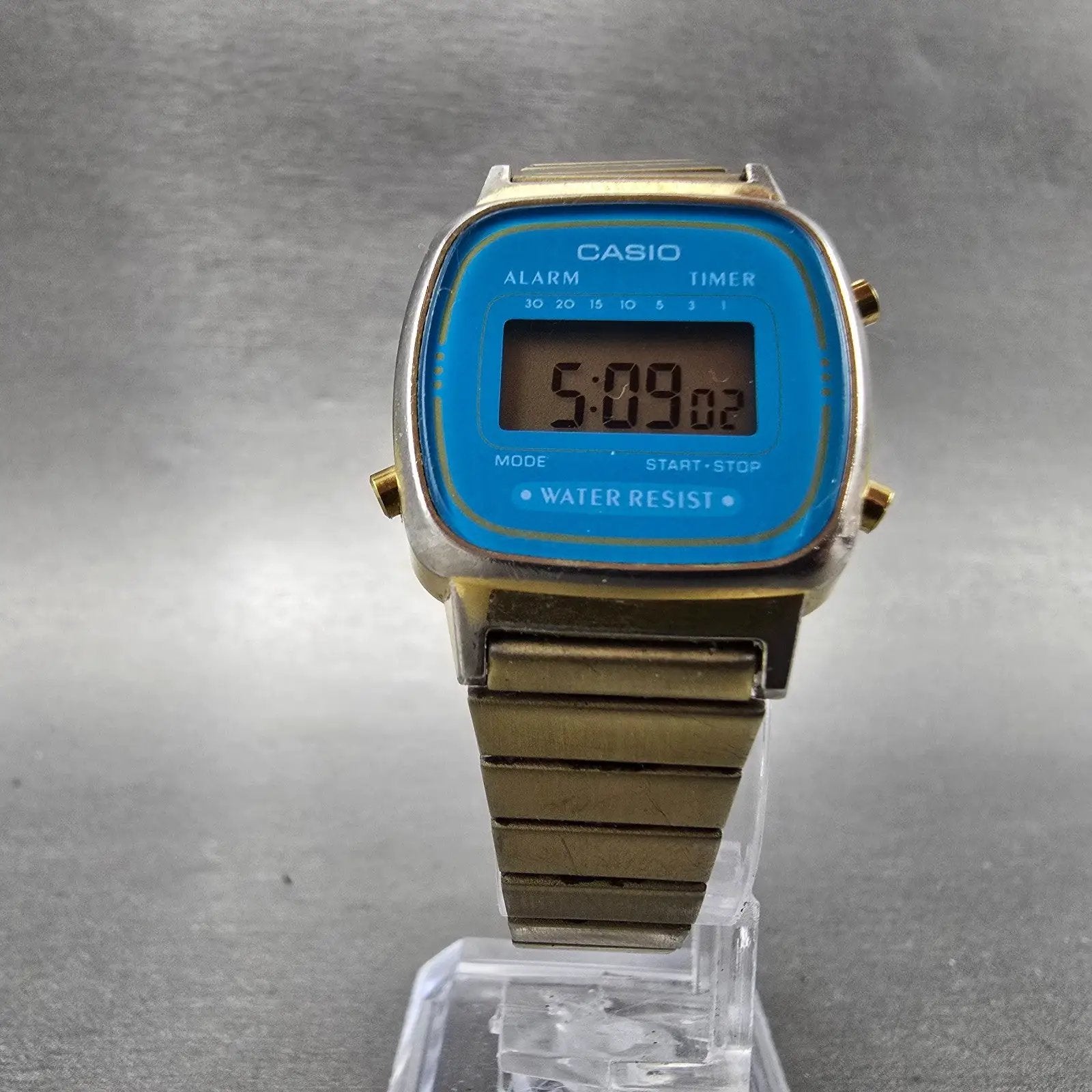 Casio LA670W Watch Women 25mm Blue Dial Gold Digital Alarm Chronograph NewBat5