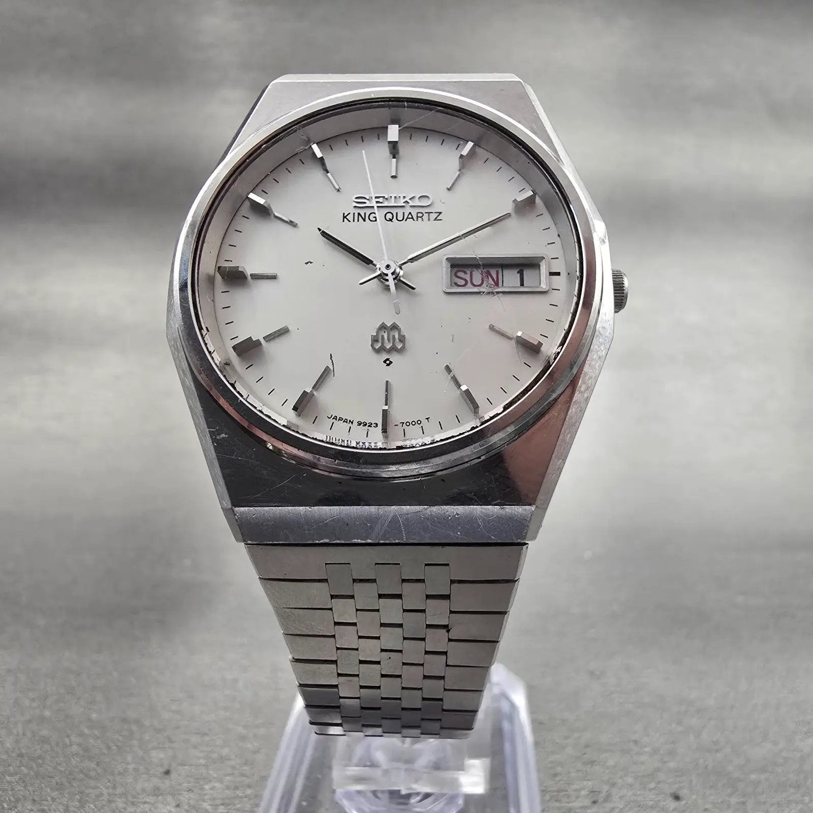 Seiko King Quartz Watch Men 35mm White Dial Silver Tone Daydate 9923-7000 NewBat5