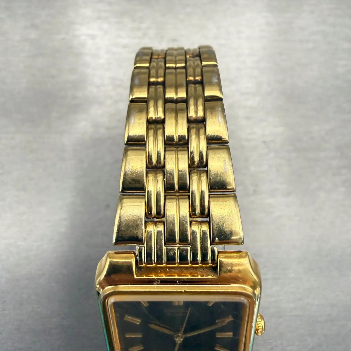 48306055