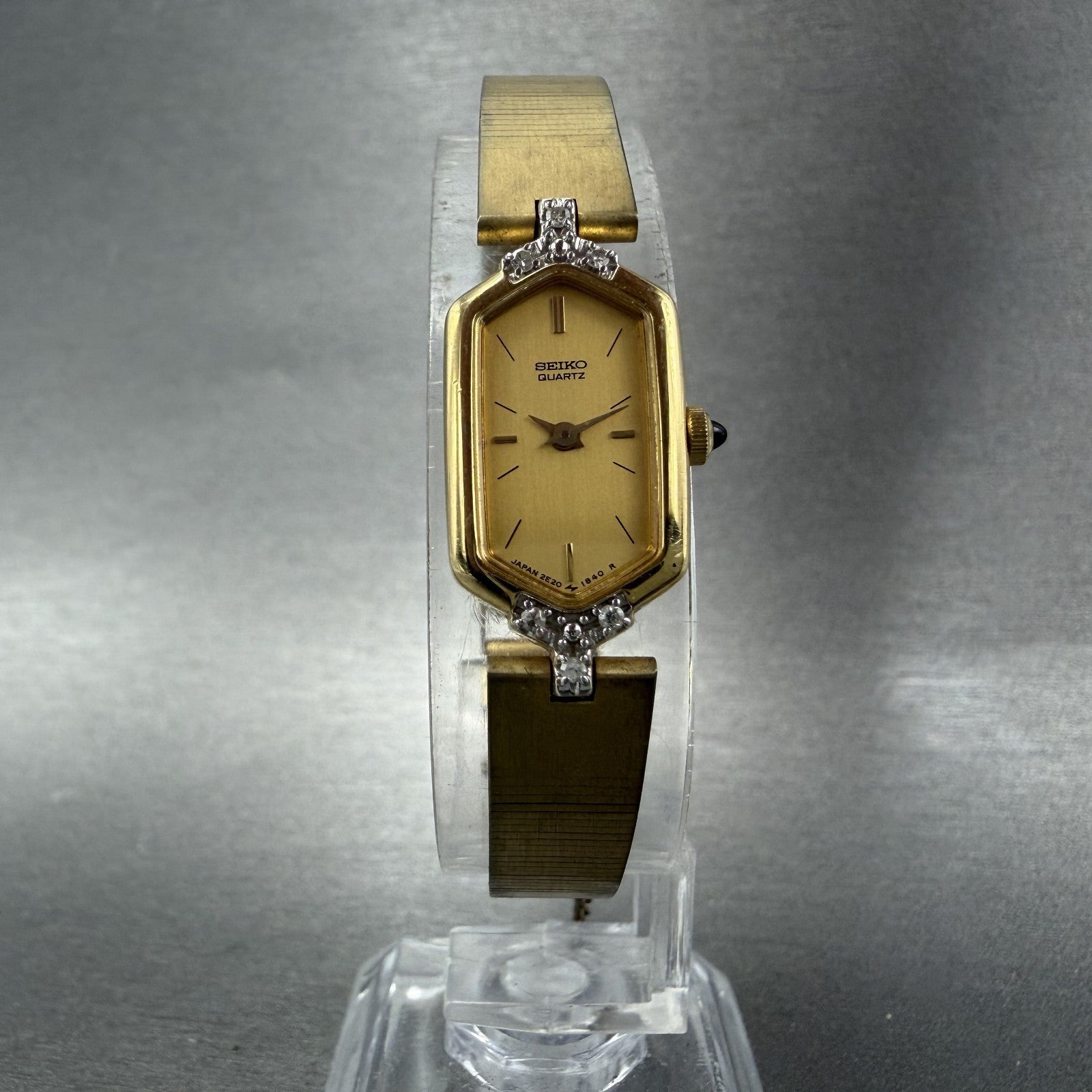 Seiko Watch Women 13mm Gold Dial Gold Tone Hexagon 2E20-6459 Diamonds New Batt5