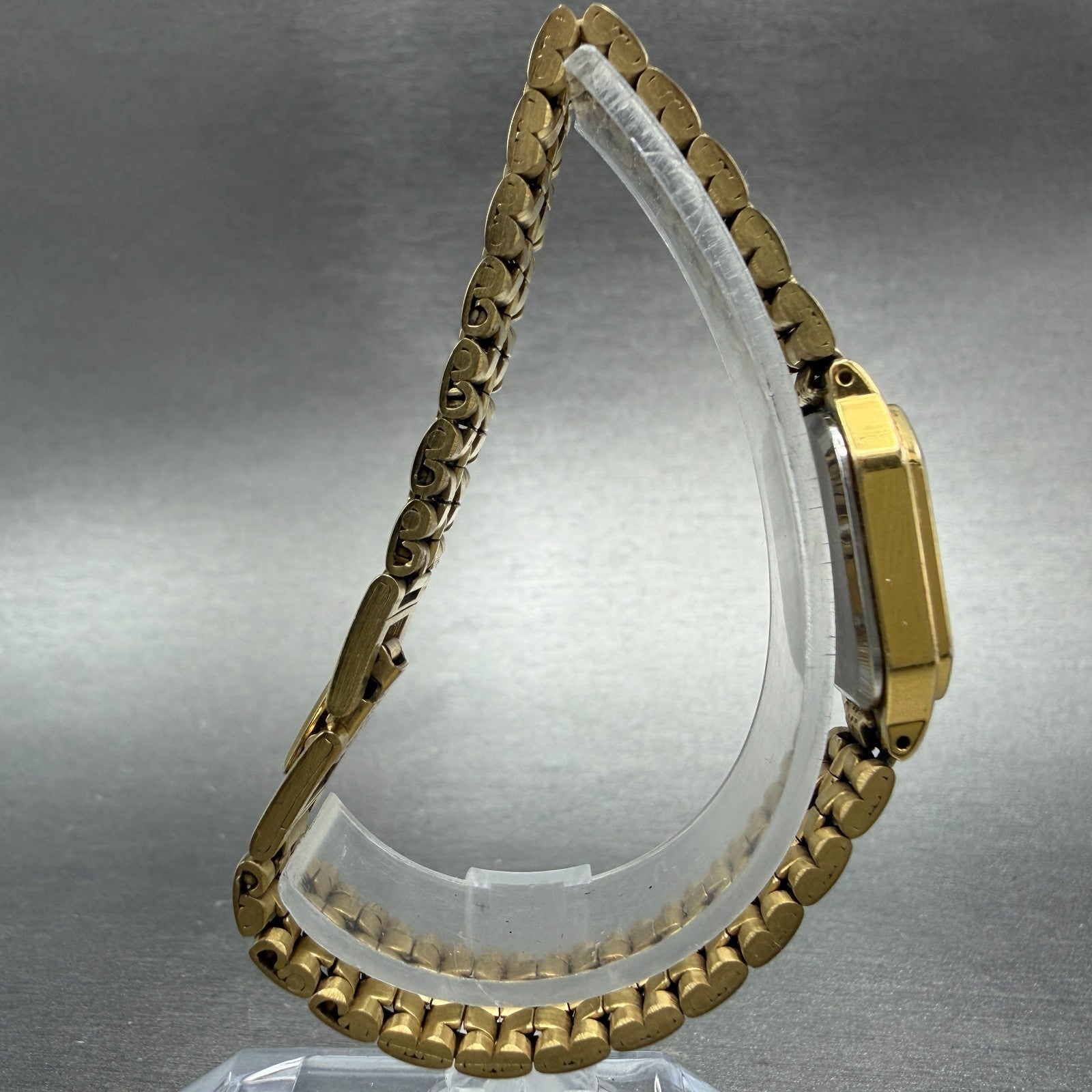 Seiko SX Watch Women 17mm Gold Dial Gold Tone Octagon V401-5251 New Battery8