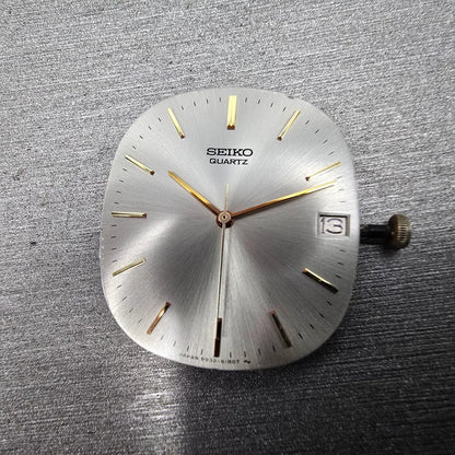 Seiko 5932A Quartz Movement Date Three Hand Parts Vintage 6 Jewels5