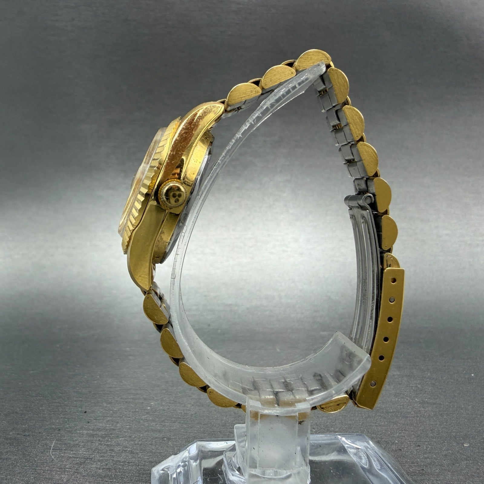 Gruen President Watch Women 26mm Gold Dial Gold Tone Date Round New Battery6