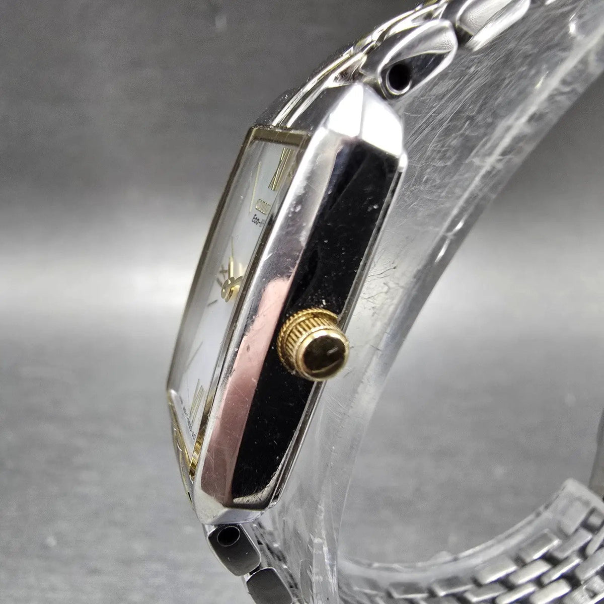 Citizen Eco-Drive Tank Watch Women 15mm MOP Dial Two Tone EG2694-59D Runs JP2