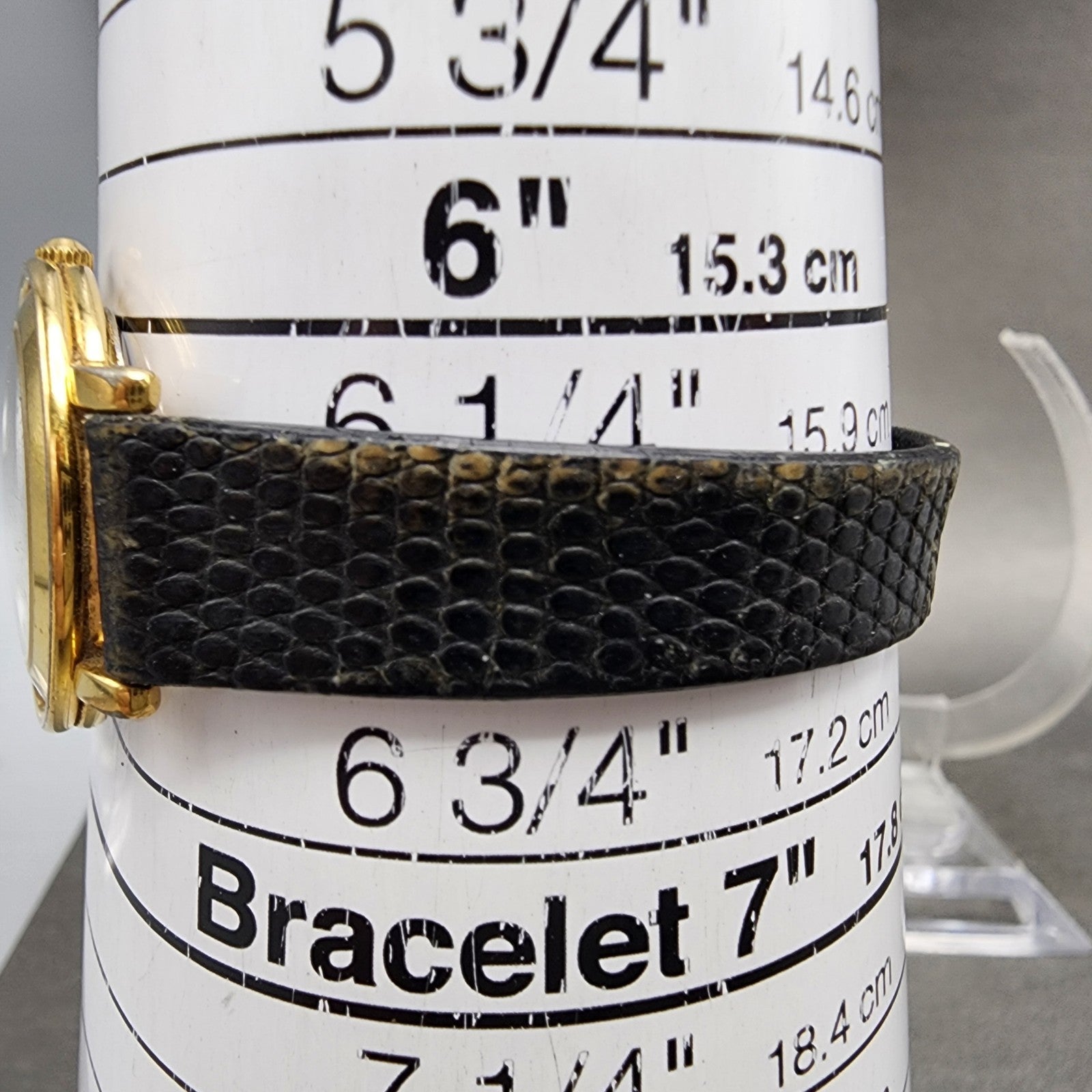 Movado Museum Watch Women 26mm Black Dial Gold Tone Round 87.49.822 New Battery11