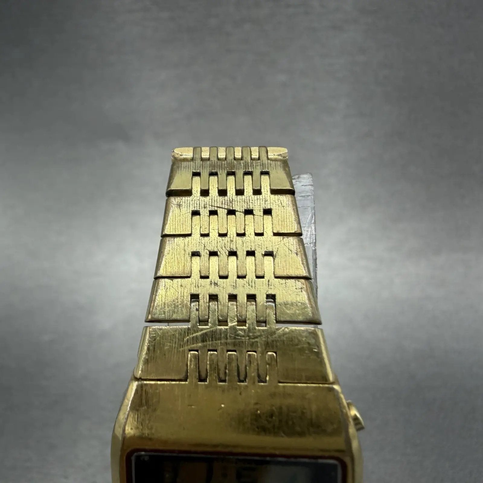 48022027