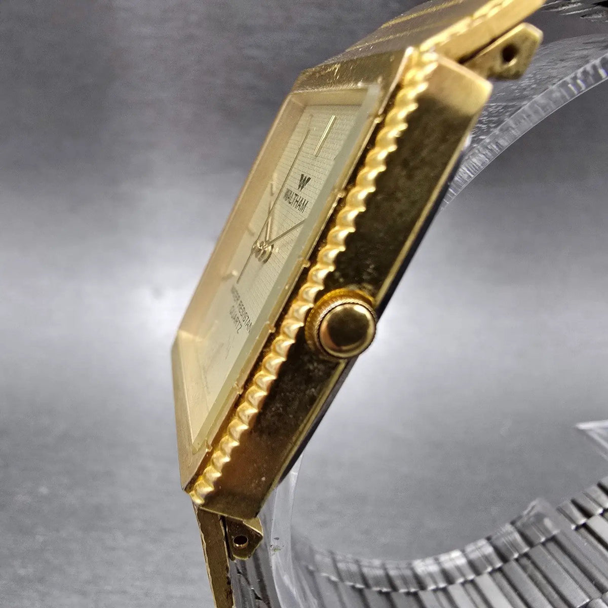 Waltham Tank Watch Men 27mm Gold Dial Gold Tone Rectangle New Battery VVTG2