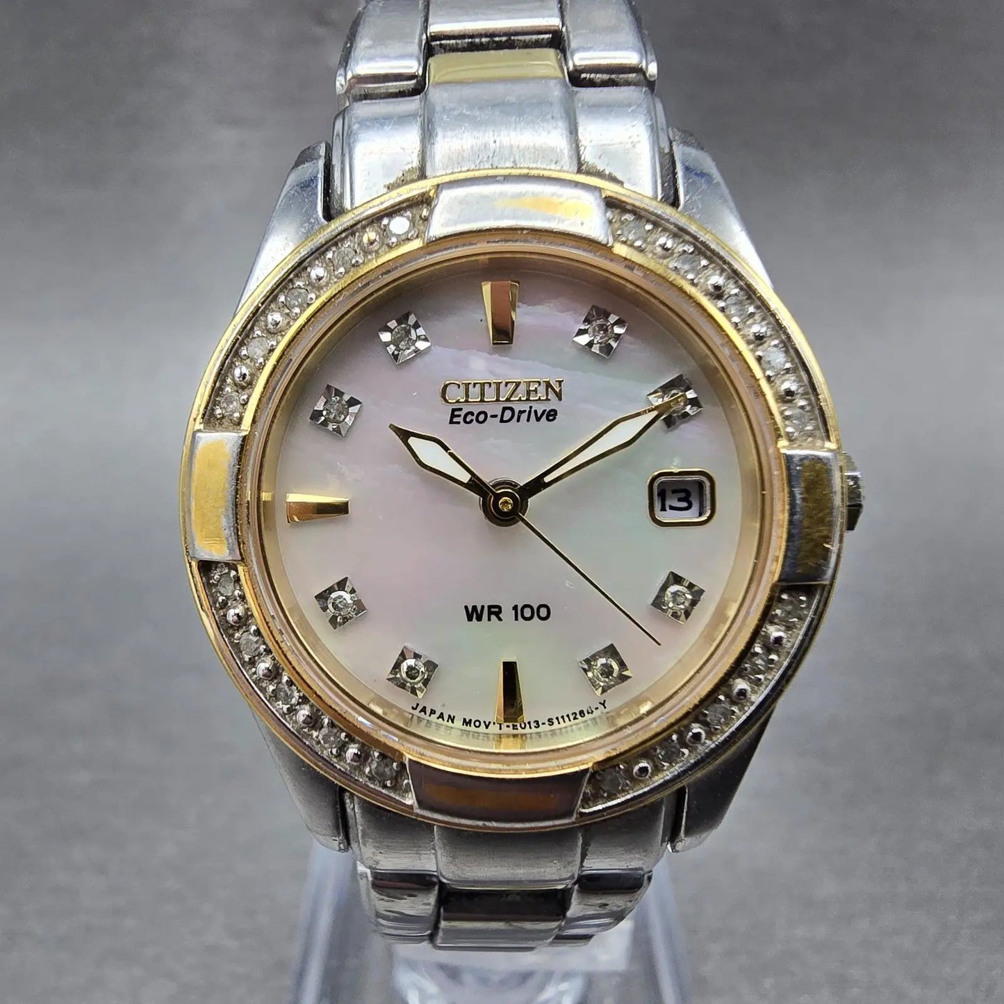 Citizen Eco-Drive Watch Women 26mm MOP Dial Two Tone Date E013-S076412 Runs0