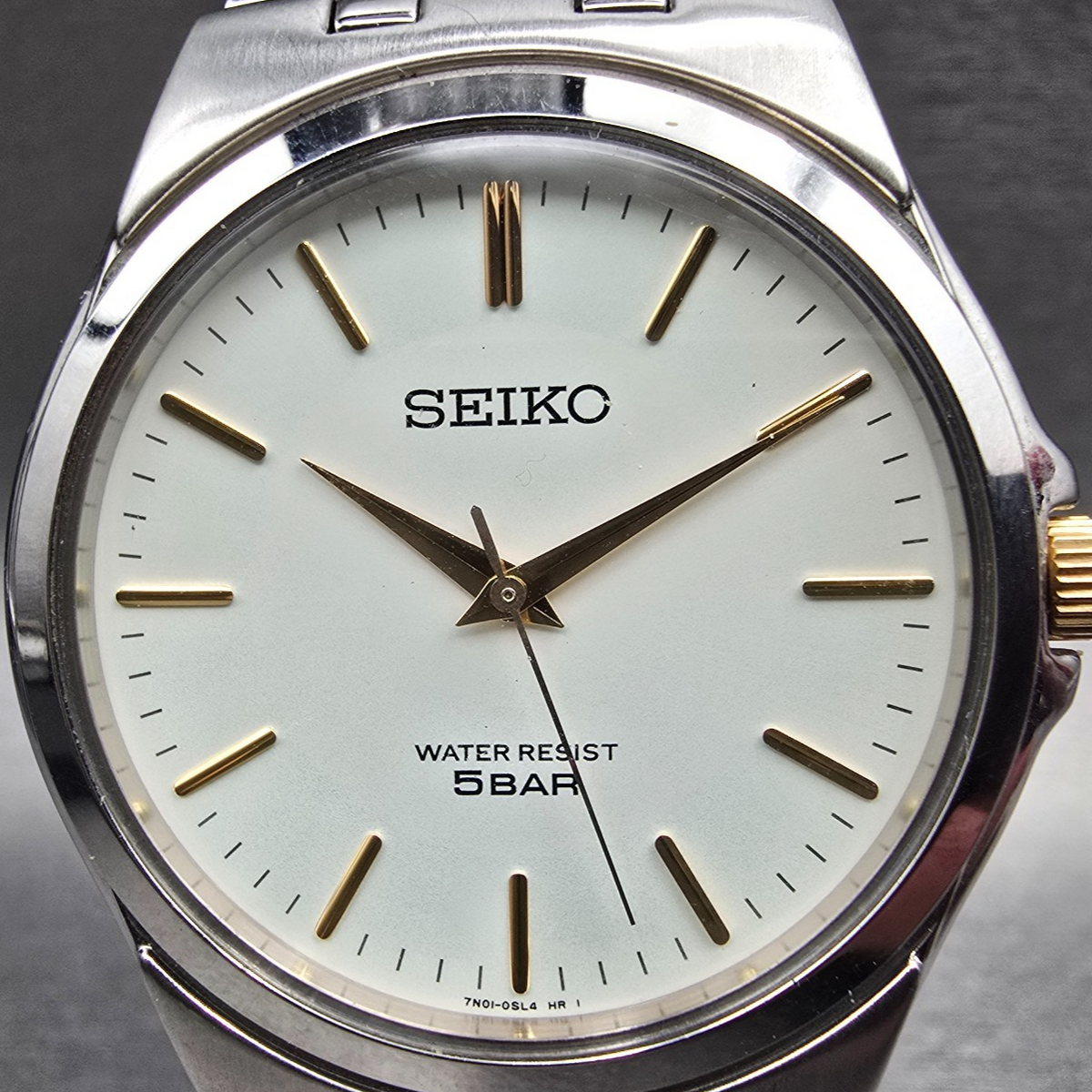Seiko Watch Men 34mm White Dial Silver Round 7N01-0DM0 New Battery Bracelet JDM1
