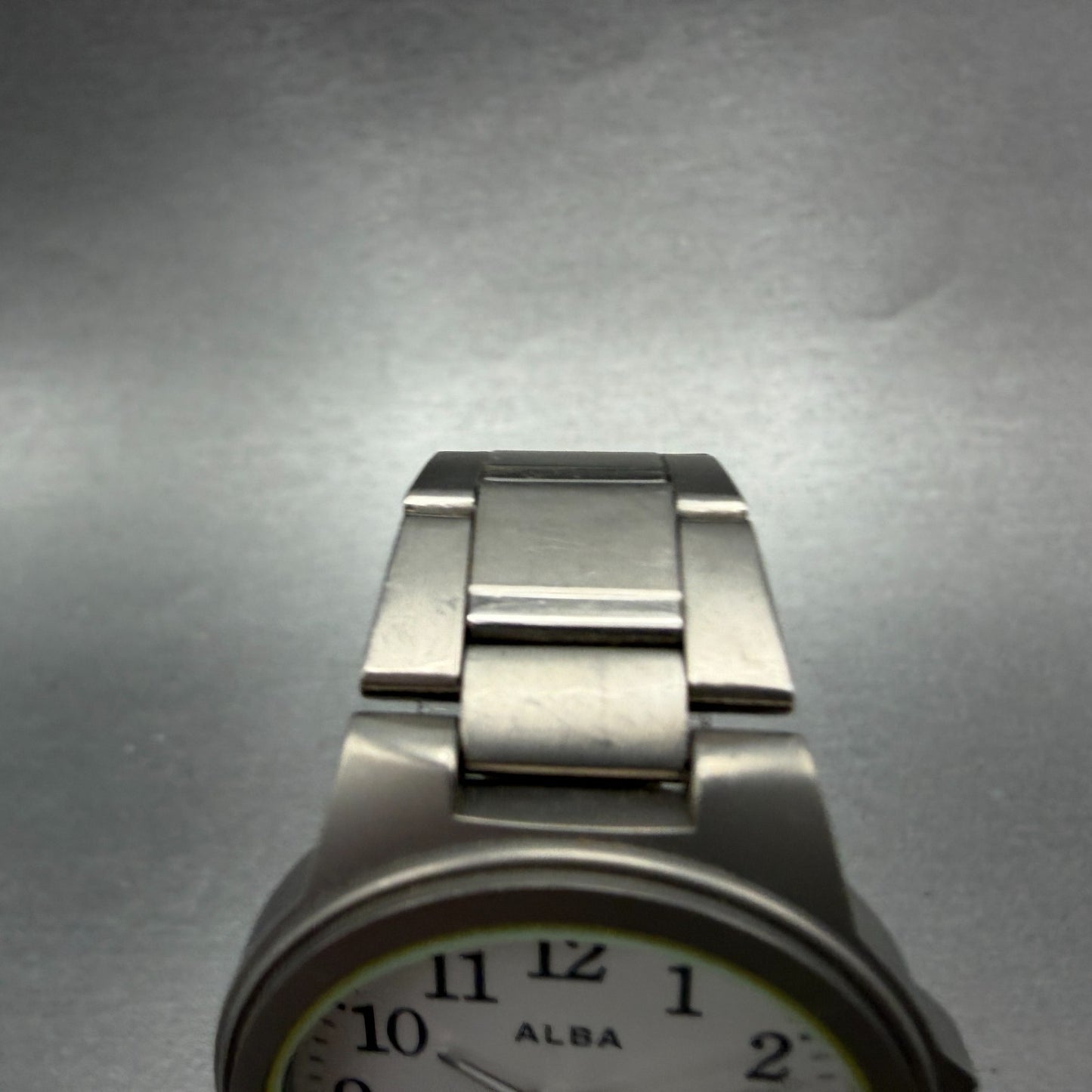 Seiko Alba Watch Men 35mm White Dial Titanium Round V501-0DN0 New Battery VTG VT4