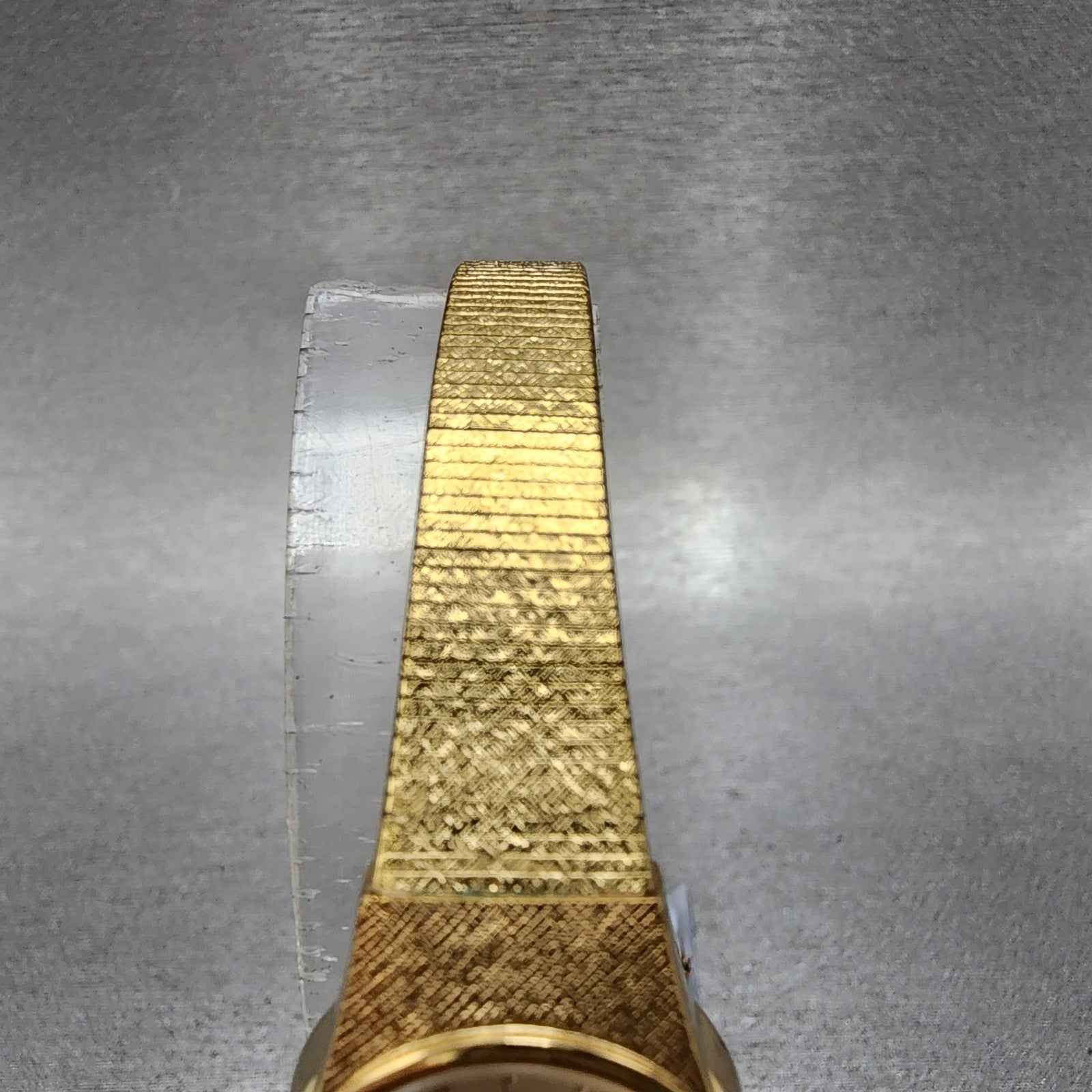 Seiko watch Women 19mm Champagne Dial Gold Tone Round V4011819 New Battery4