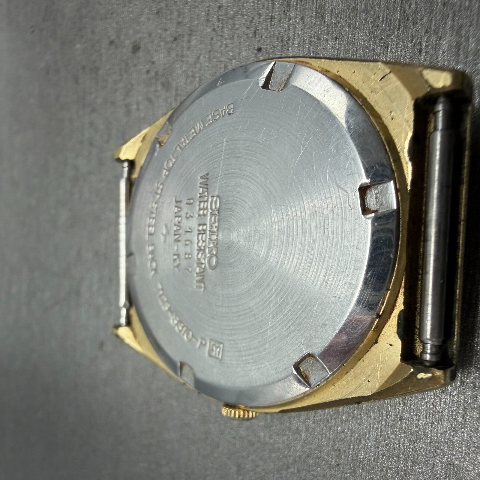 Seiko SQ Watch Men 34mm Champagne Dial Gold Tone Daydate Round 7123-8310 PARTS8