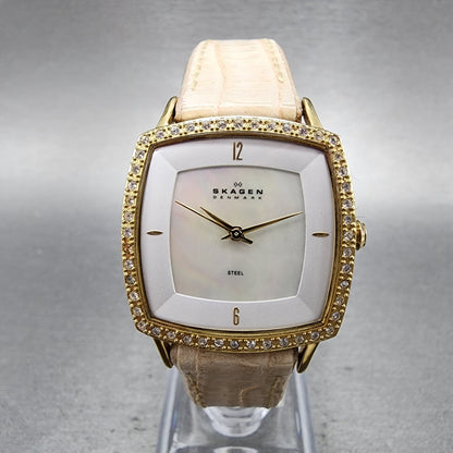 Skagen Watch Women 28mm MOP Dial Gold Tone Crystal Bezel Square New Battery