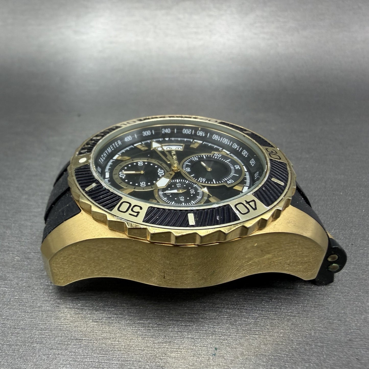 Invicta Pro Diver Chronograph Watch Men 48mm Black Dial Gold Tone Date New Batt5