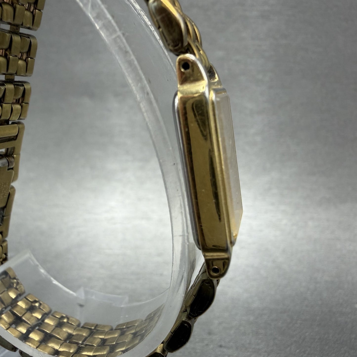 Seiko Tank Watch Women 13mm Silver Tone Gold Tone Rectangle 2e20-6859 NewBatt FG3