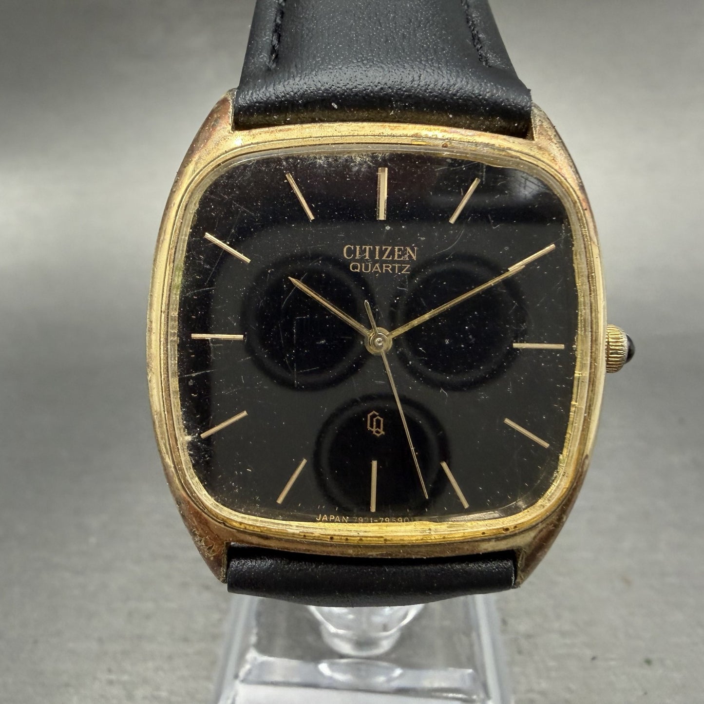 Citizen CQ Watch Men 32mm Black Dial Gold Tone Recatngle 4-795547 New Battery0