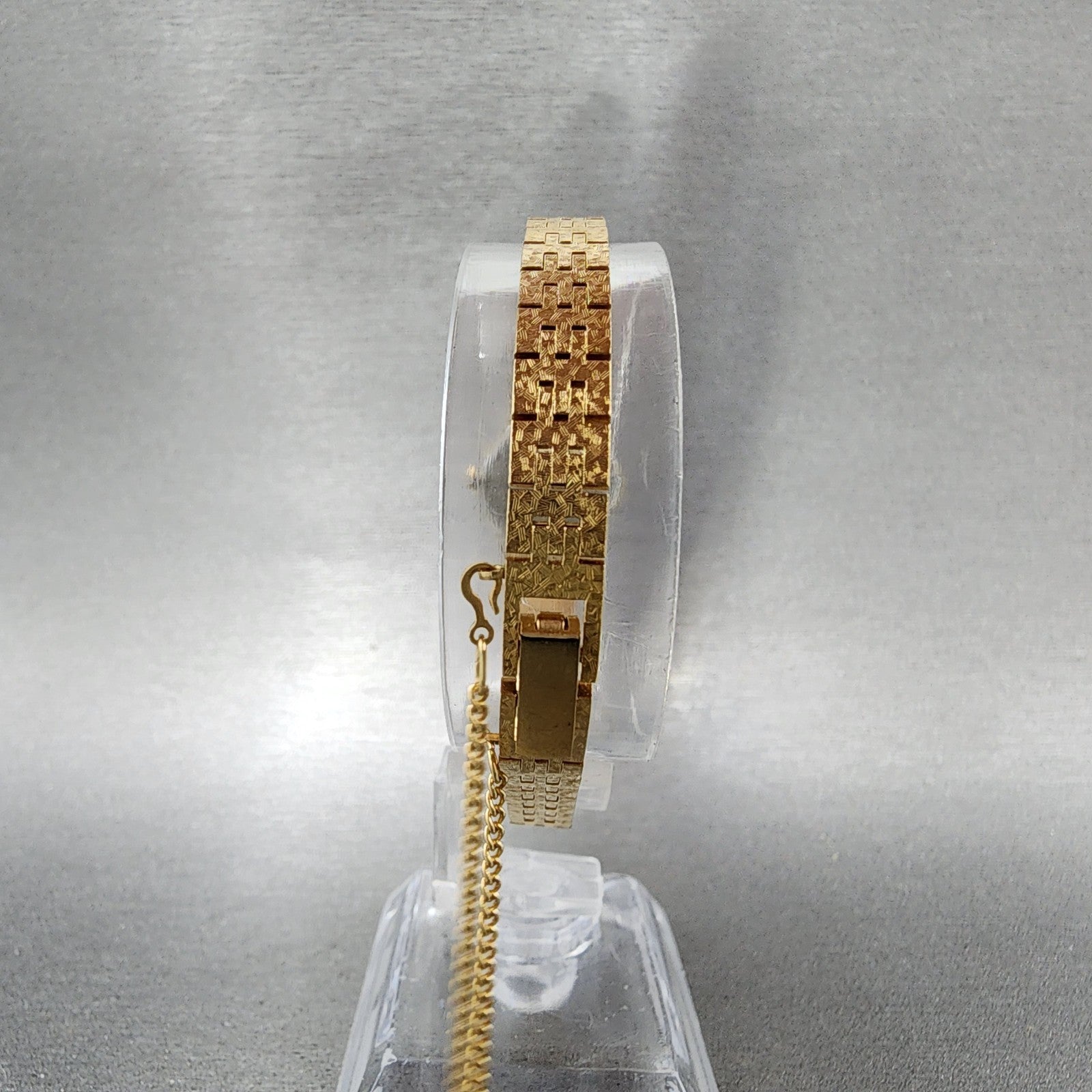 Seiko Watch Women 17mm Brown Dial Gold Tone Oval 2C205759 New Battery NOS7