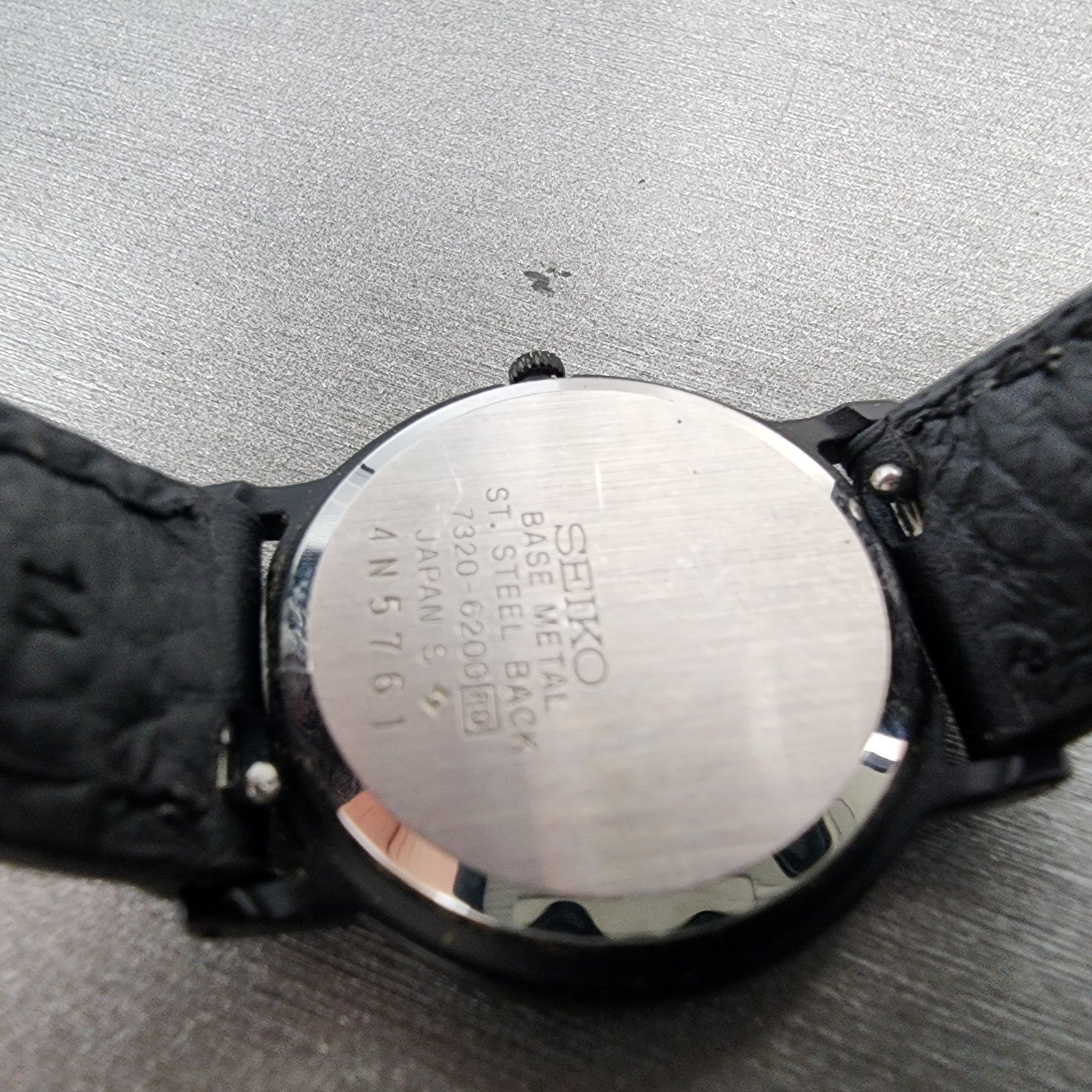 Seiko Watch Women 25mm Black Dial Black Tone Round 73206200 New Battery9
