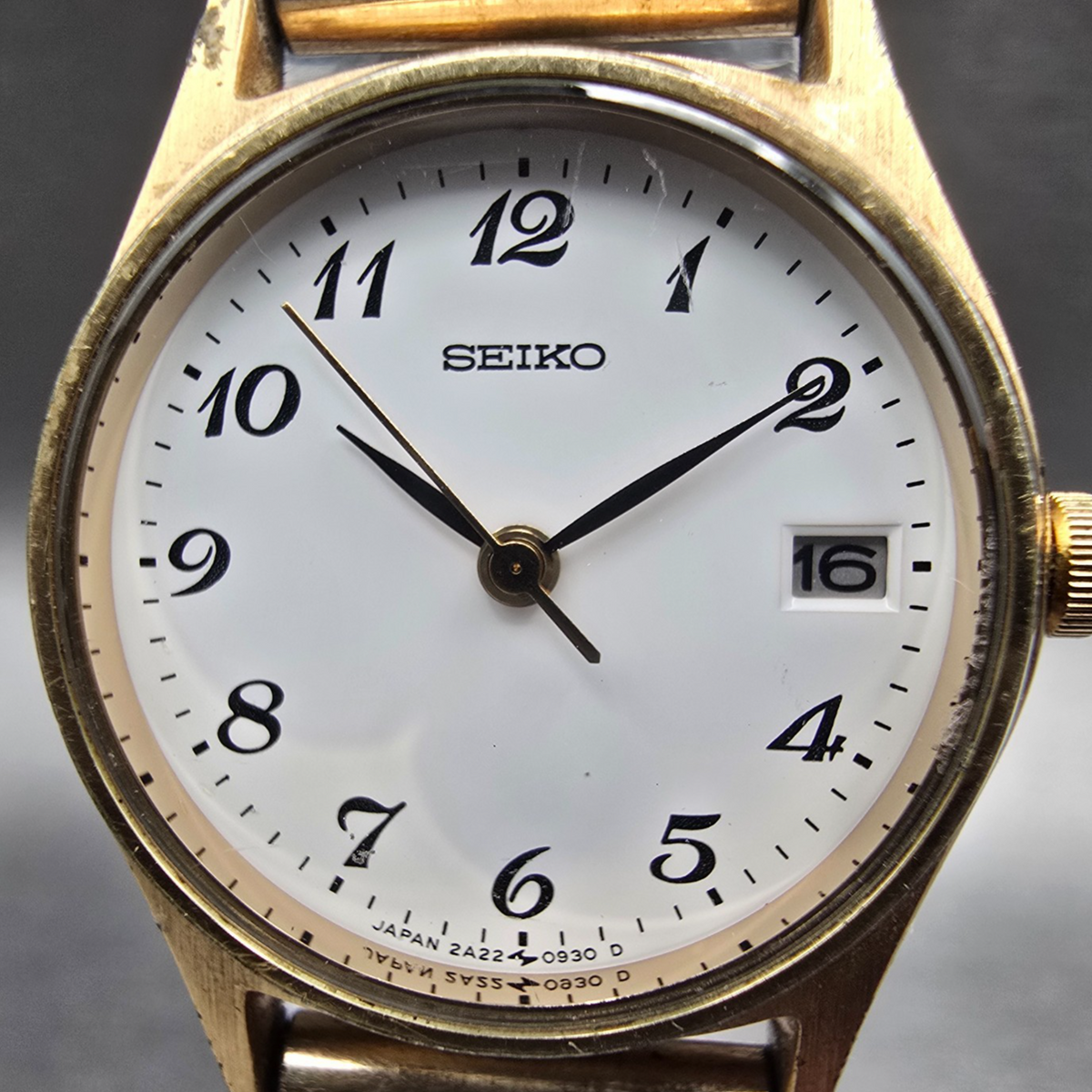 Seiko Watch Women 22mm White Dial Gold Tone Date Round 2A22-0200 New Battery1