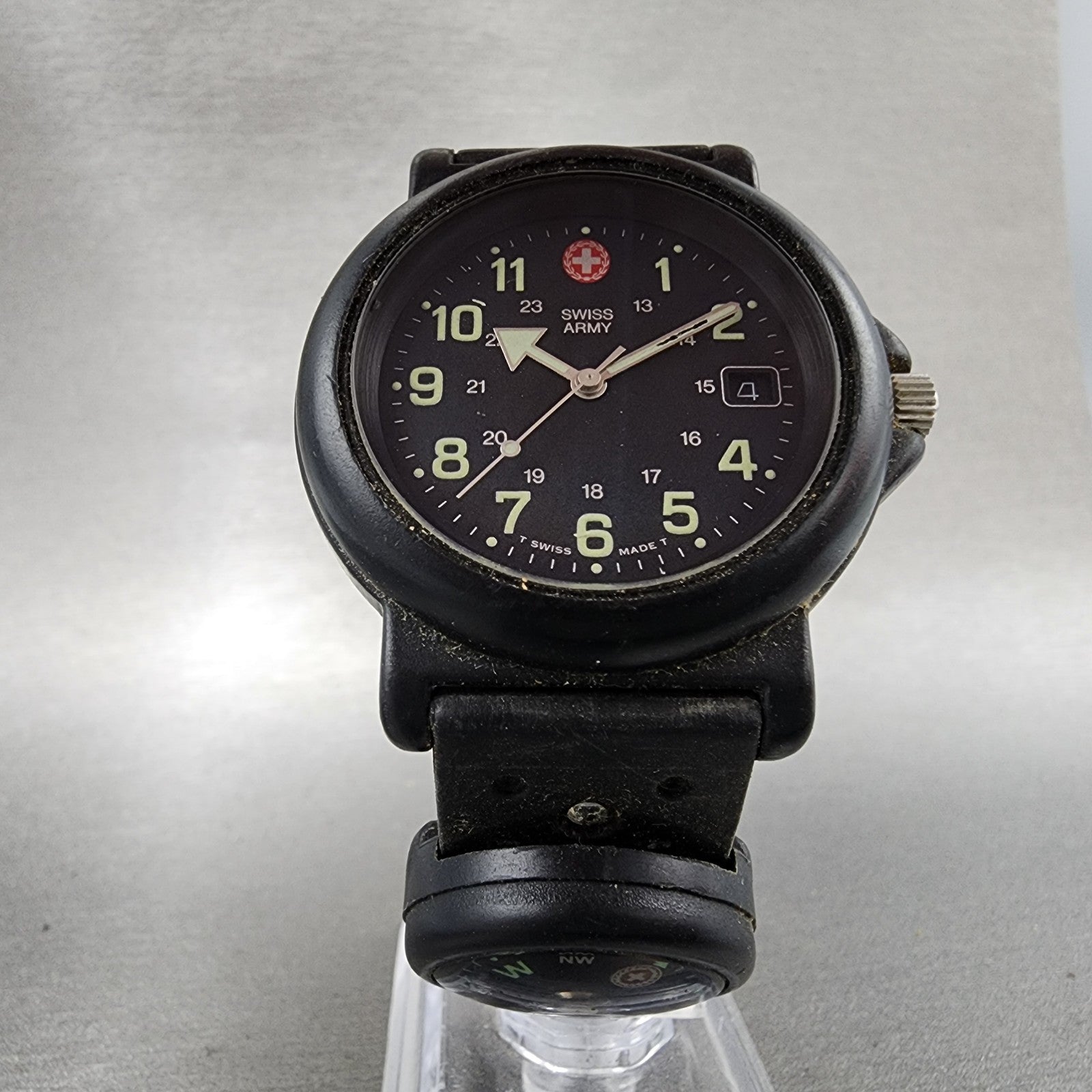 Victorinox Swiss Army Renegade Watch Men 38mm Black Dial Black Tone Date NewBatt5