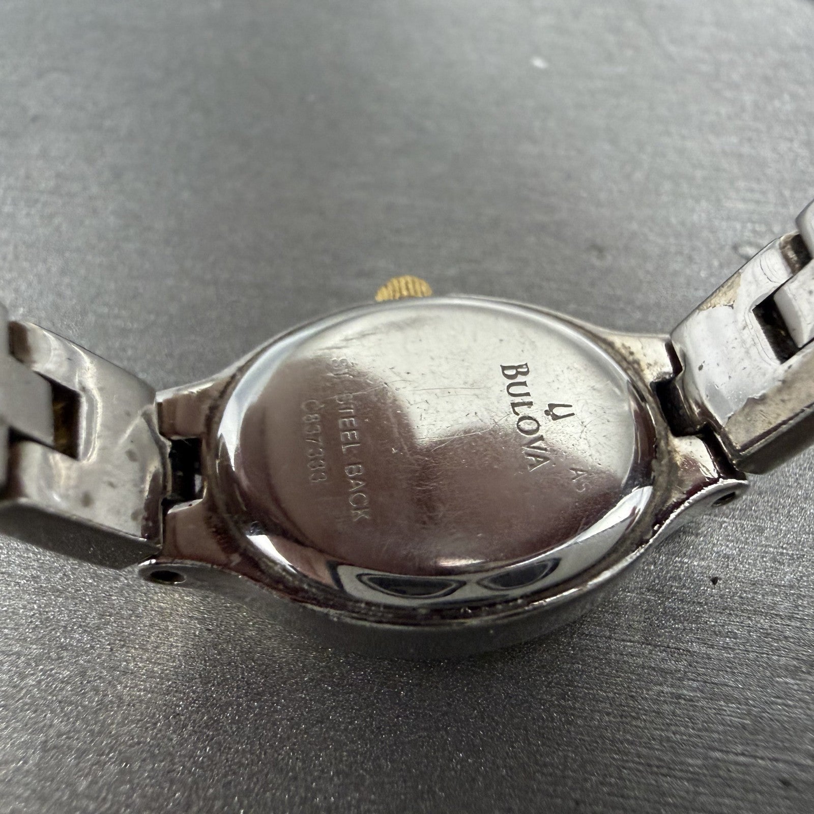 Bulova Watch Women 17mm Silver Dial Two Tone Oval 98T92 New Battery9