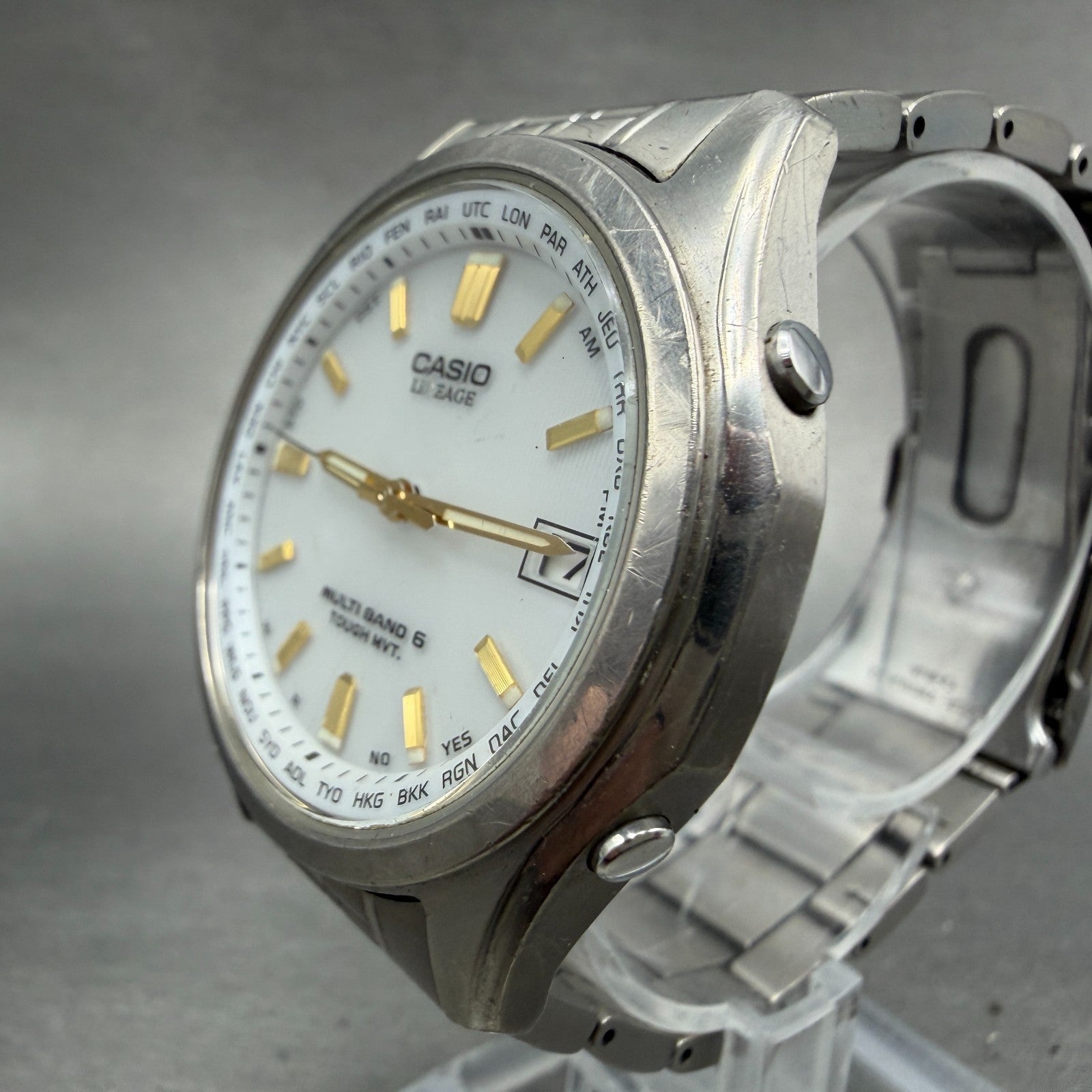 Casio Lineage Watch Men 40mm White Dial Titanium Tone Date Solar LIW-100t Runs2