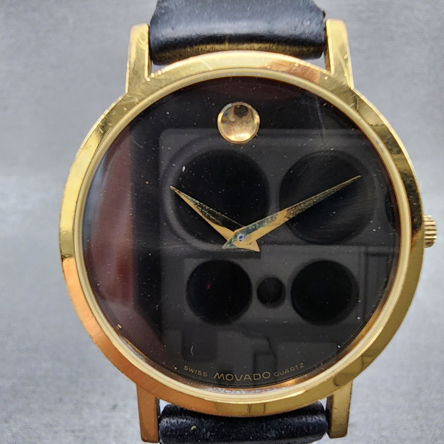 Movado Museum Watch 31mm Women Black Dial Gold Tone Round 87.45.882.1 New Batt1