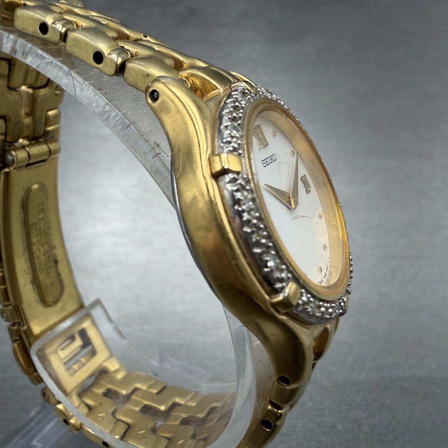Seiko Watch Women 26mm White Dial Gold Tone Date Round 7N89-0449 New Battery3