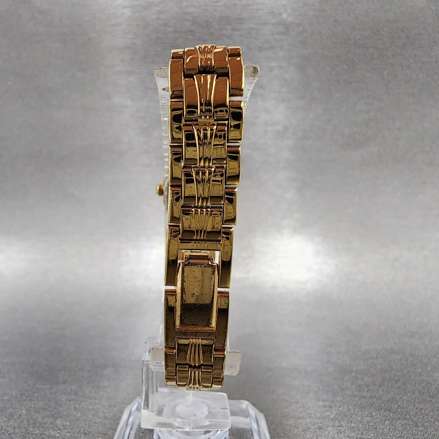 Seiko Watch Women 17mm Gold Dial Gold Tone Oval V4005581 New Battery VTG7