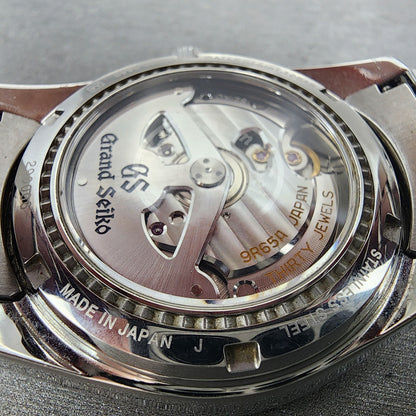 Grand Seiko SBGA001 Watch Men 40mm Champagne Dial Date Steel Date Full Set9