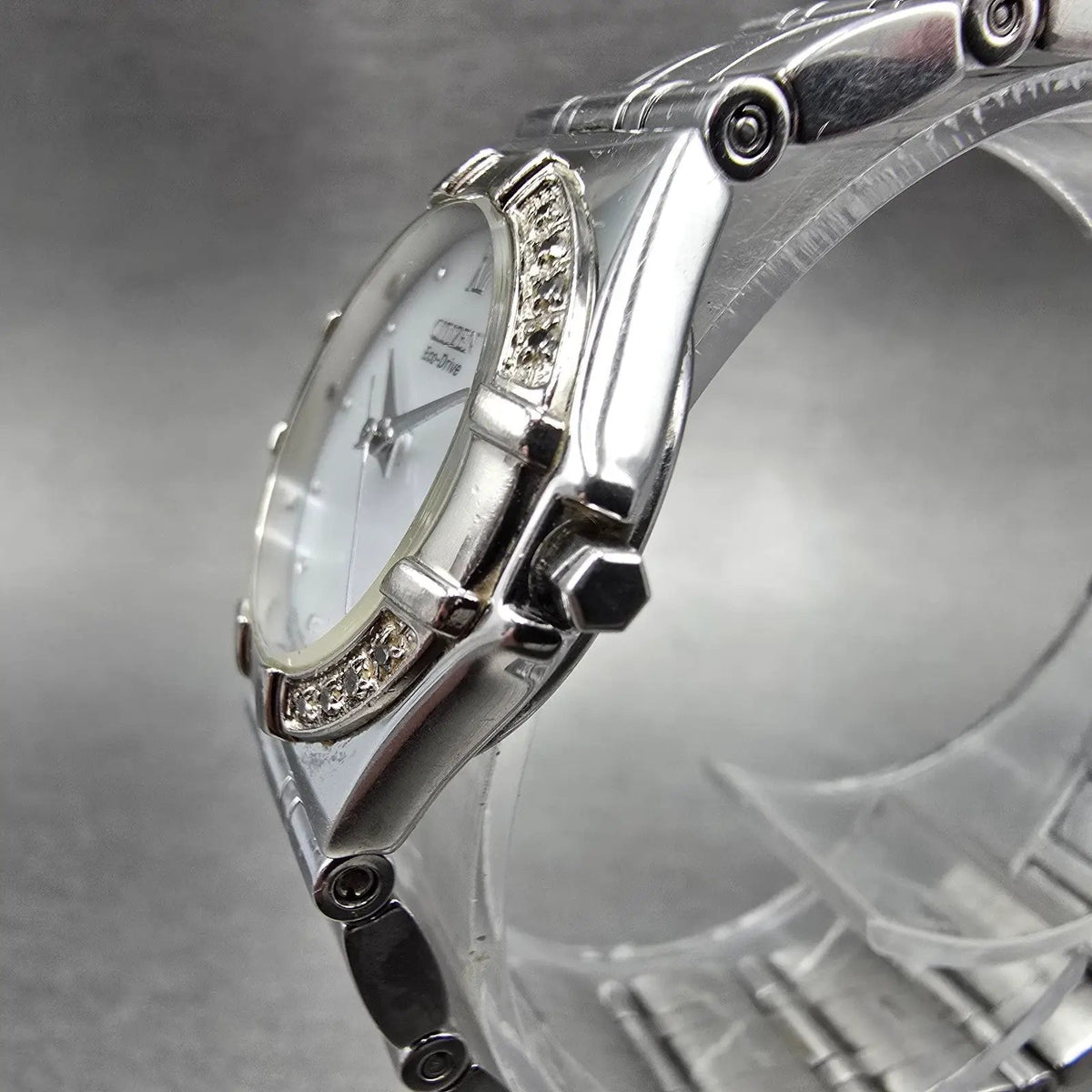 Citizen Eco-Drive Watch Women 26mm Silver Dial Silver Tone E030-H26639 Runs JP2
