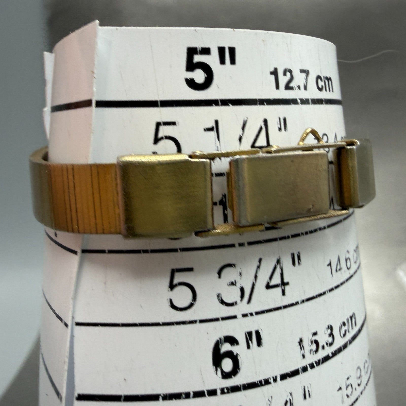 Citizen CQ Watch Women 17mm Black Dial gold Tone Round 2250-226658 New Battery10