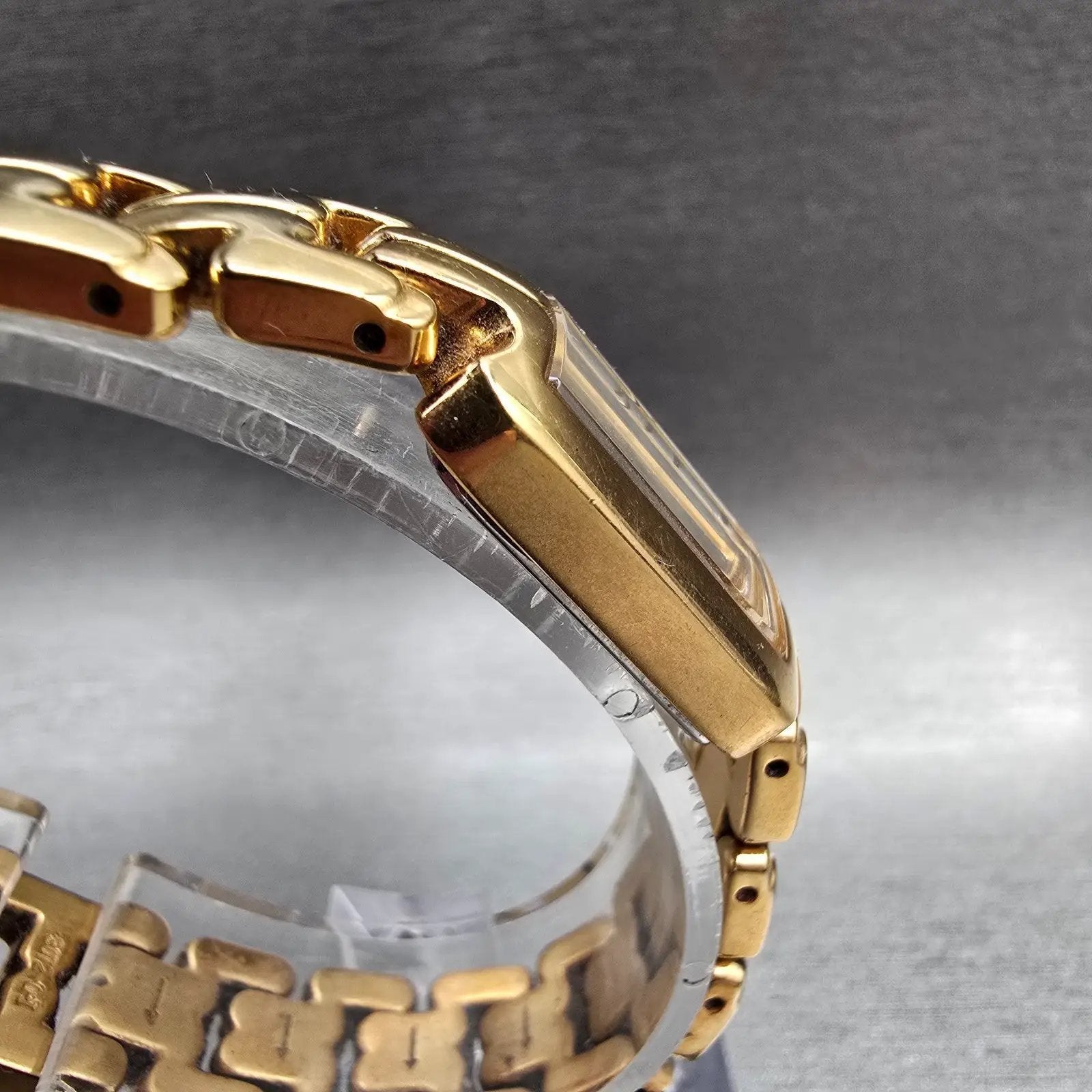 Seiko Tank Watch Women 16mm White Dial Gold Tone Rectangle 1N00-6T10 New Battery3