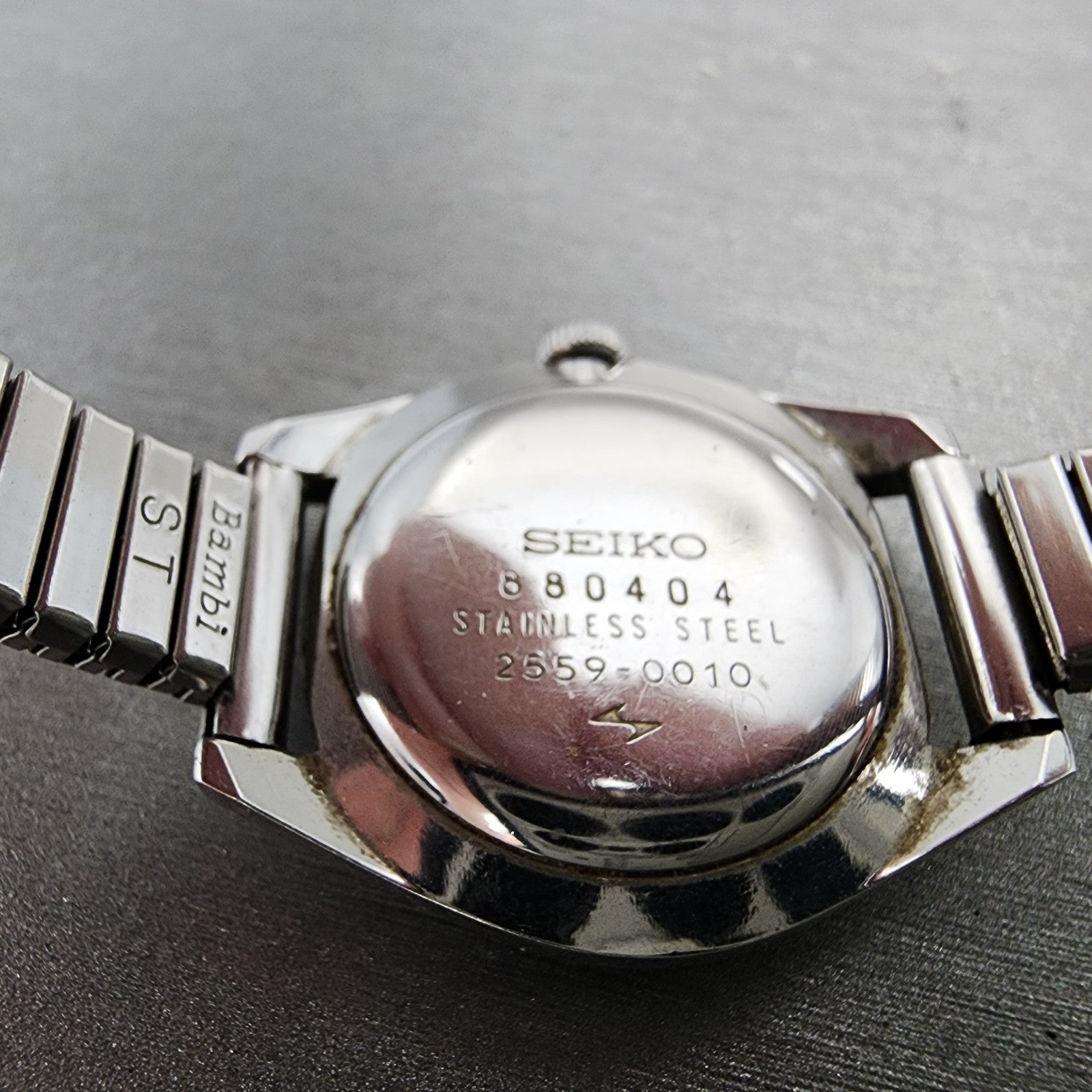 Seiko Watch Women 25mm White Dial Silver Tone Round 25590010 New Battery9