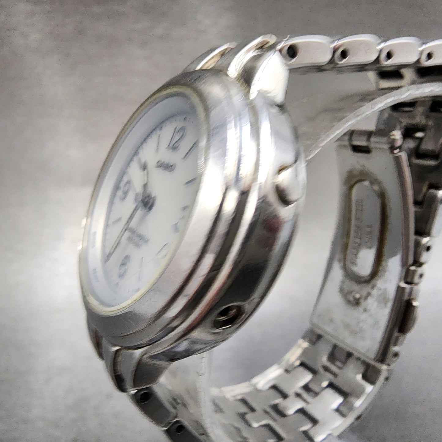 Casio Waveceptor Watch Women 33mm White Dial Silver Tone Date Round Runs READ!!!2