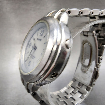 Casio Waveceptor Watch Women 33mm White Dial Silver Tone Date Round Runs READ!!!2
