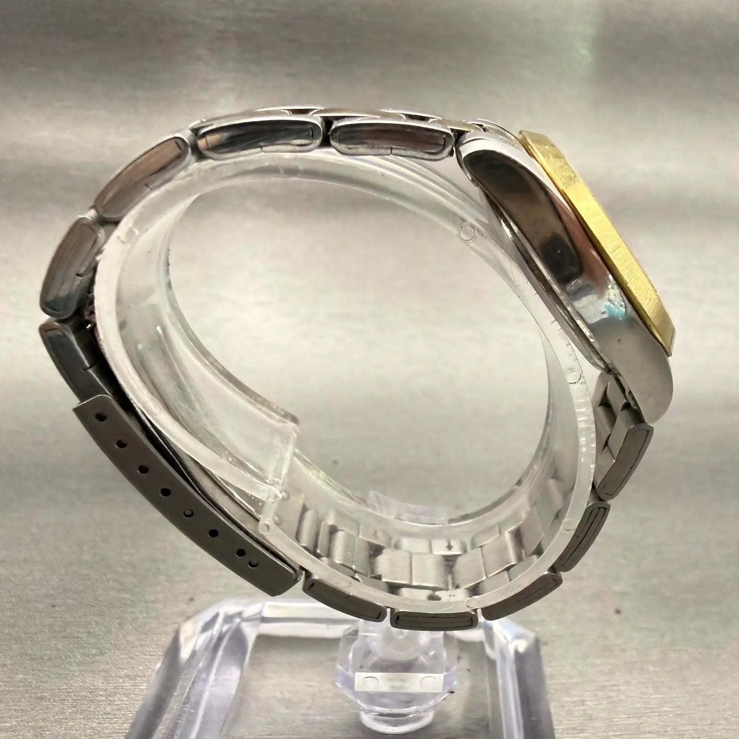 Citizen Watch Women 26mm Champagne Dial Two Tone Date Round 1012-S99418 New Batt8