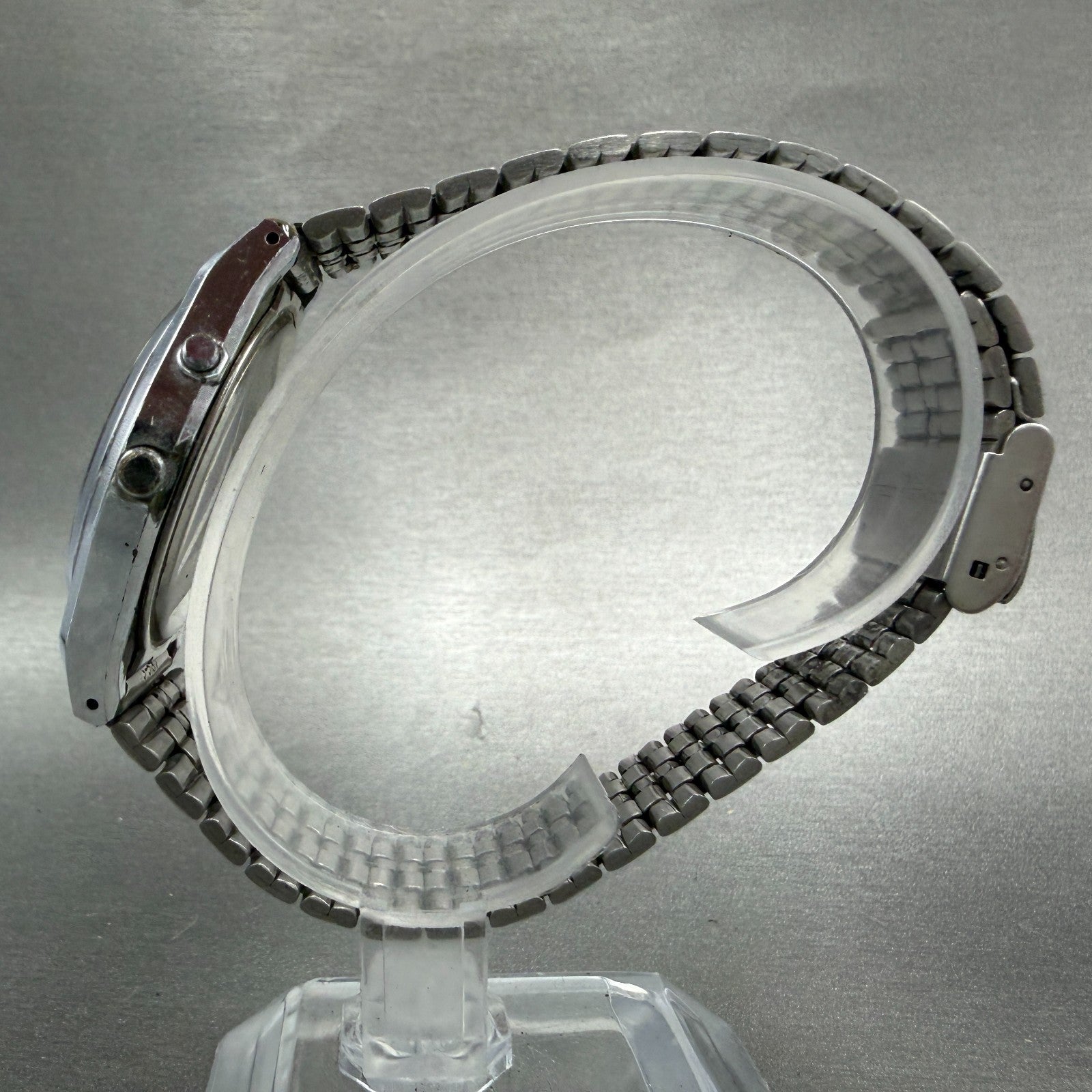 Casio Illuminator MQ-405 Watch Men 35mm White Dial Silver Tone READ! New Battery6